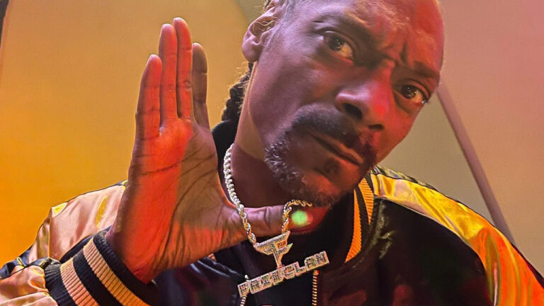 Snoop Dogg se stává dalším členem Faze Clanu